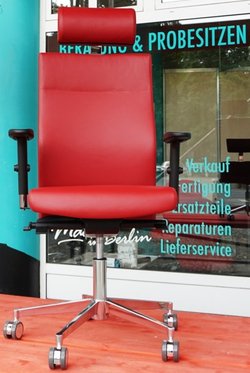 SIGNO, ergonomischer Bürostuhl mit Kopfstütze